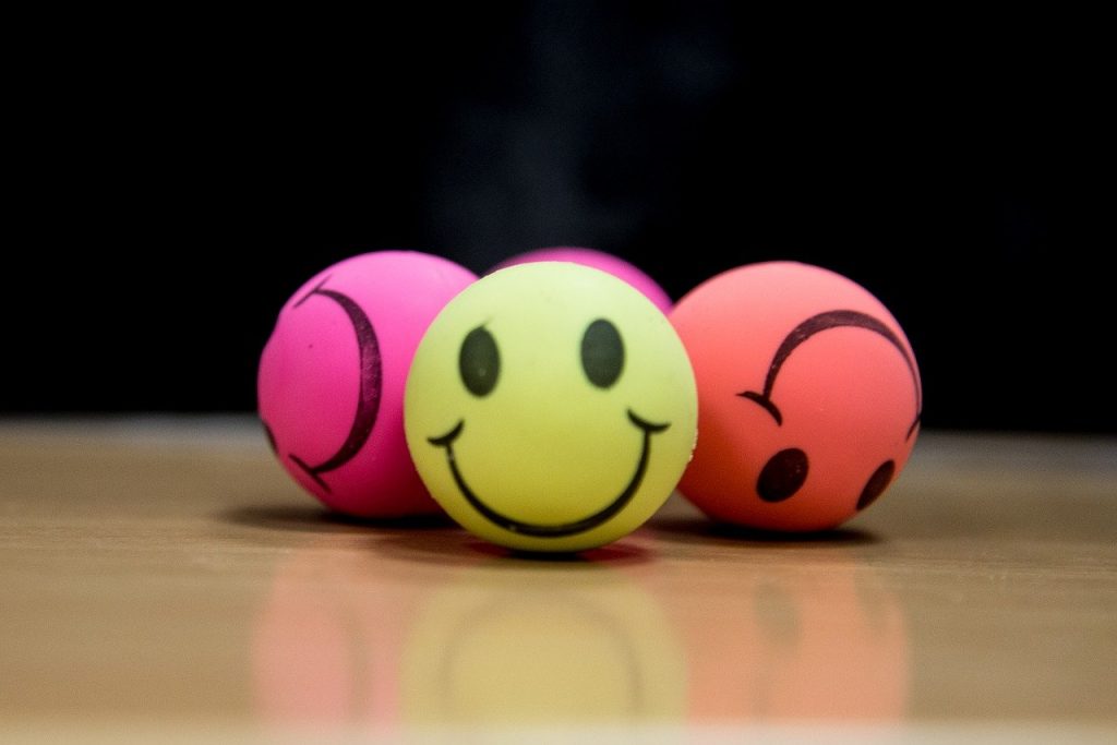 smile, smiley, ball-2428619.jpg